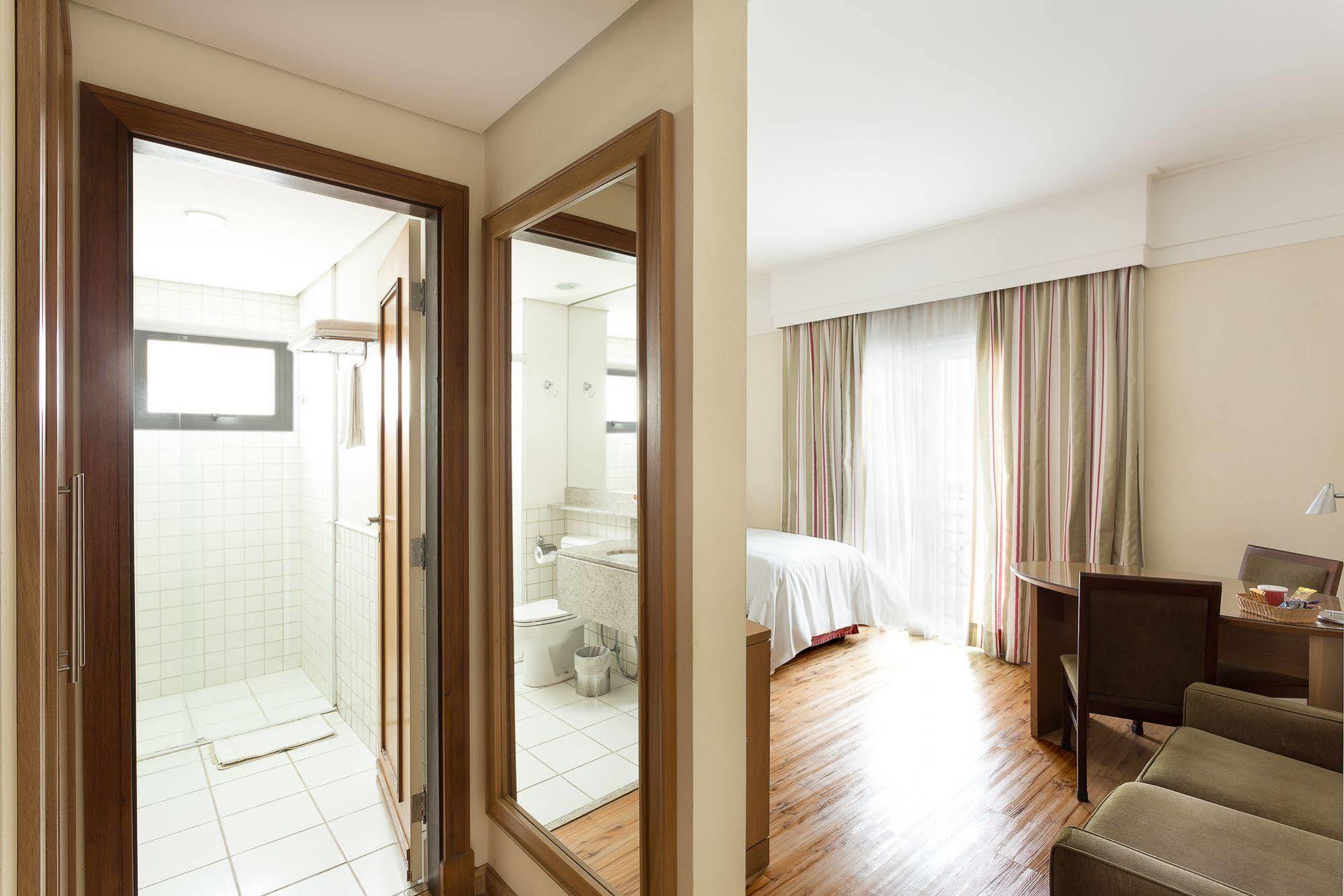 Hotel Cassino Tower Campinas Cambui By Nacional Inn Exterior photo