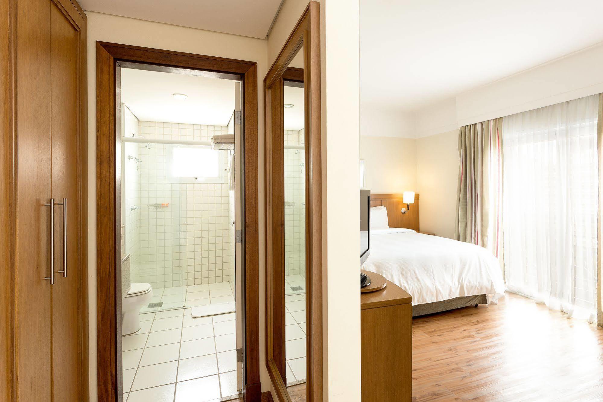 Hotel Cassino Tower Campinas Cambui By Nacional Inn Exterior photo